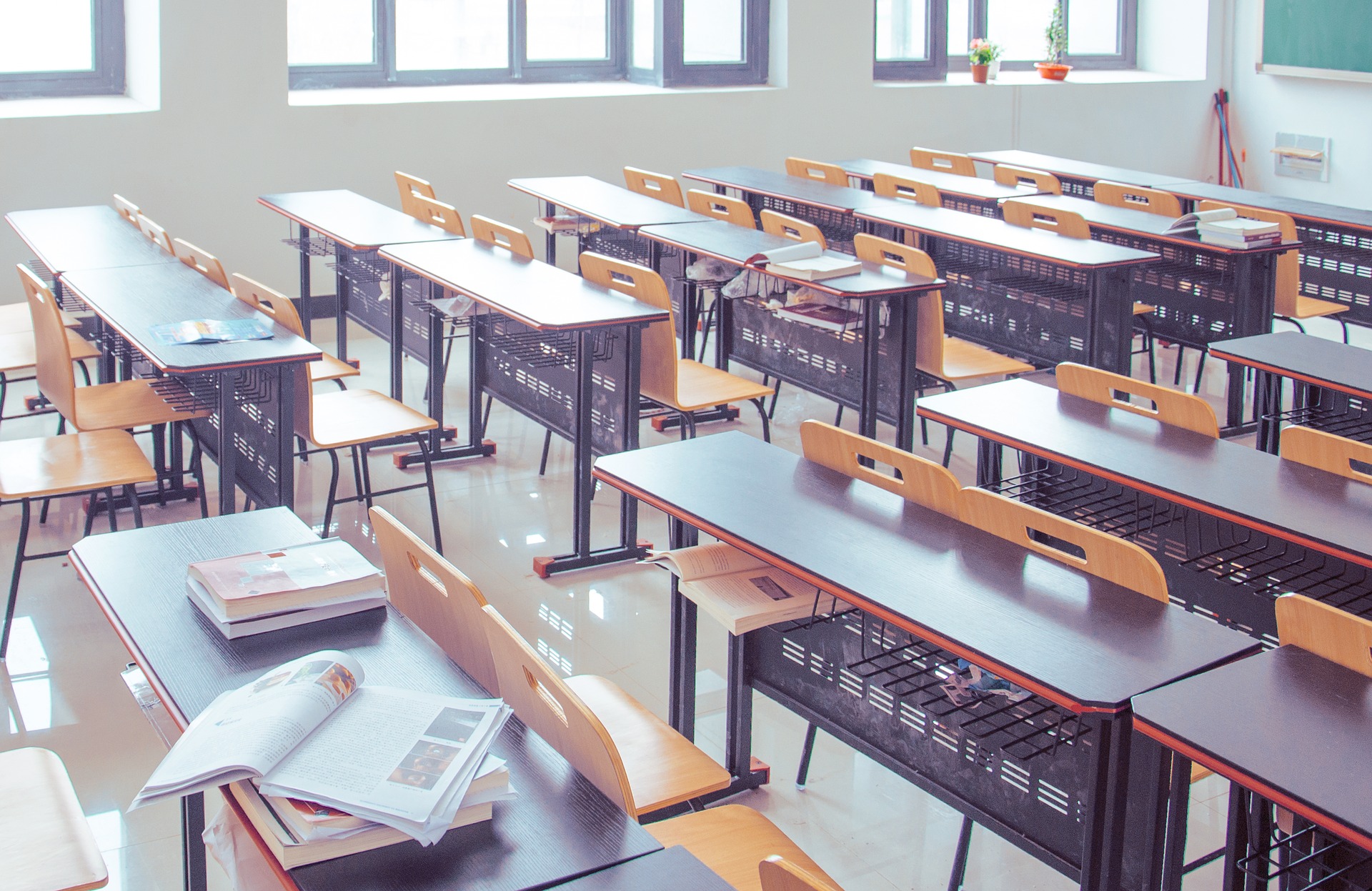 上智大学四谷キャンパスに文理全学部が集結する理由は？最新施設と学際研究の実態を徹底解説