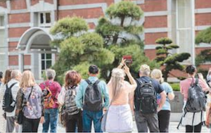 冷泉コラム_2025年10月号（突如、話題になり始めた「外国人問題」）