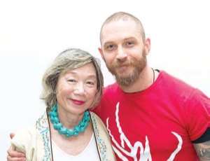 トム・ハーディーと成田陽子さん