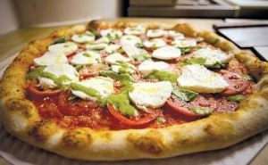 Pellicola Pizzeria