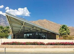 Palm Springs Visitors Centerの外観