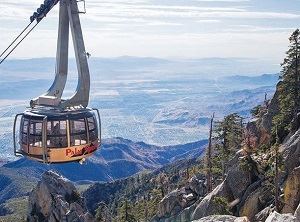 Palm Springs Aerial Tramwayの稼働中トラム