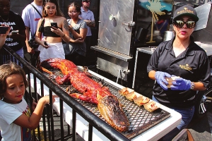 Smorgasburg ワニのBBQ